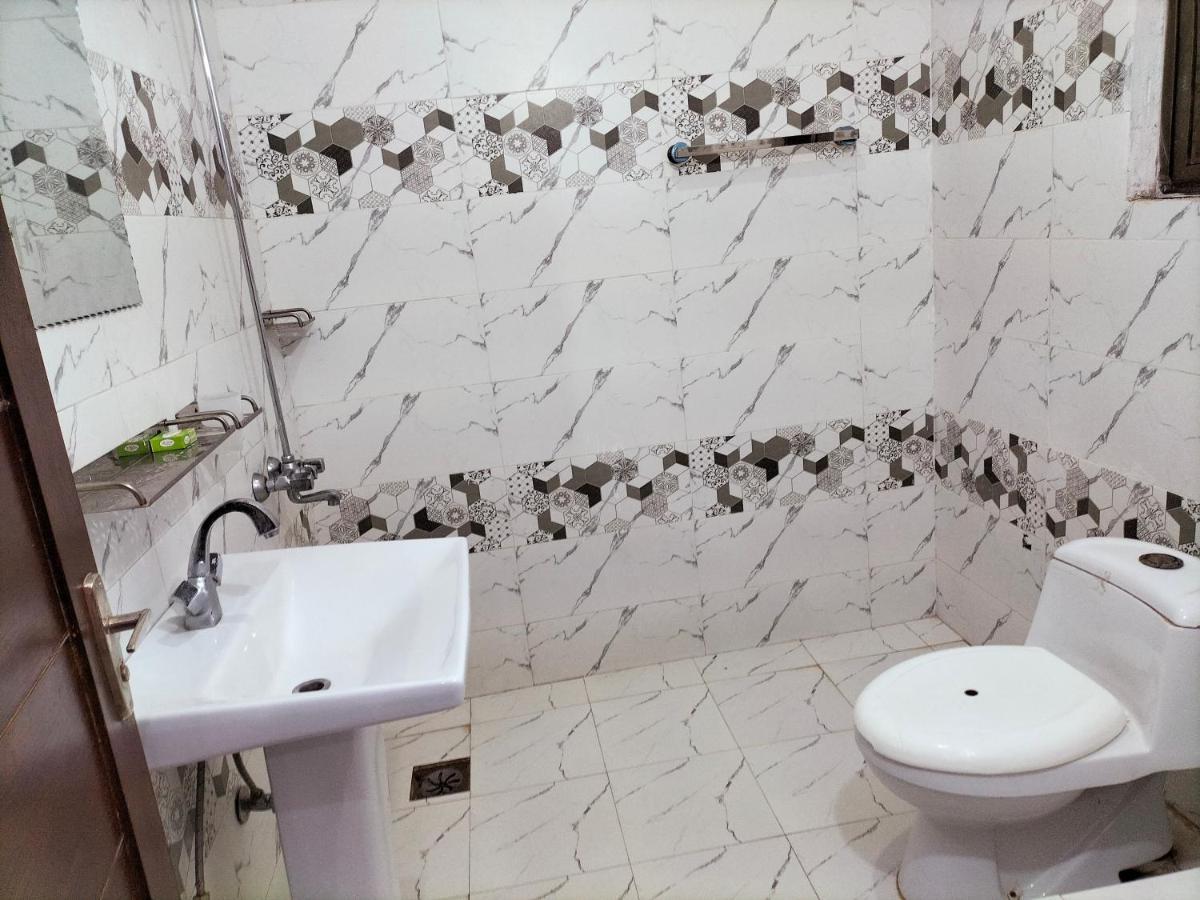 Hotel Second Home Lahore Eksteriør bilde