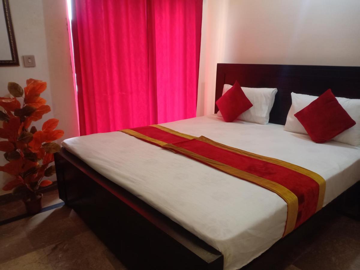 Hotel Second Home Lahore Eksteriør bilde